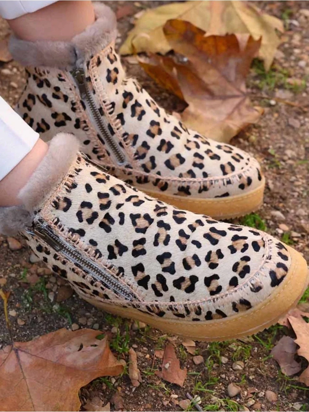 Laidback London Setsu Crochet Side Zip Ankle Boot Leopard Beige size 38